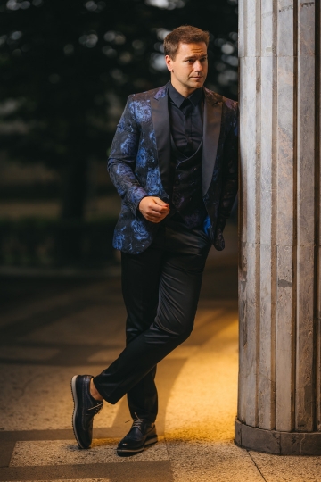SVEN PLAVO